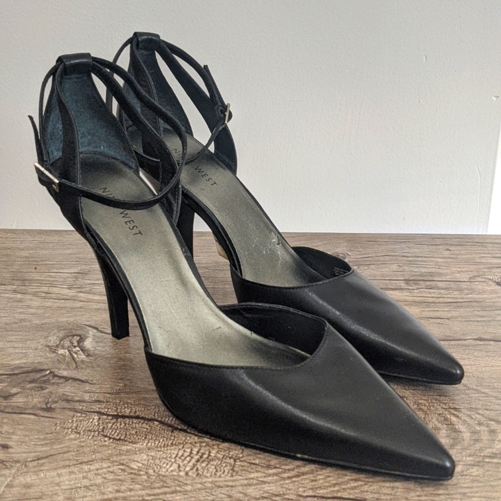 •••NWT•••  Nine West Size 10 Black
